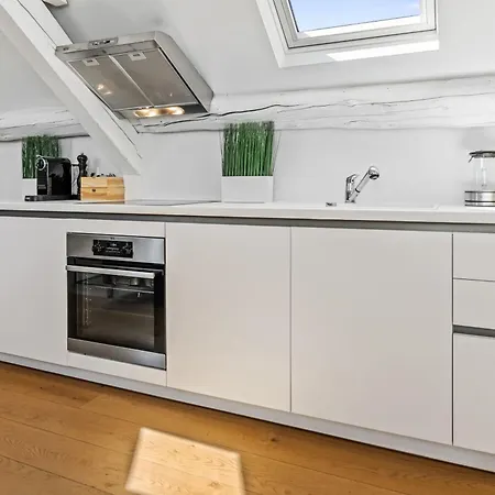 Elegant 3br In Prime Limpertsberg Location 公寓 *