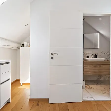 Elegant 3br In Prime Limpertsberg Location *