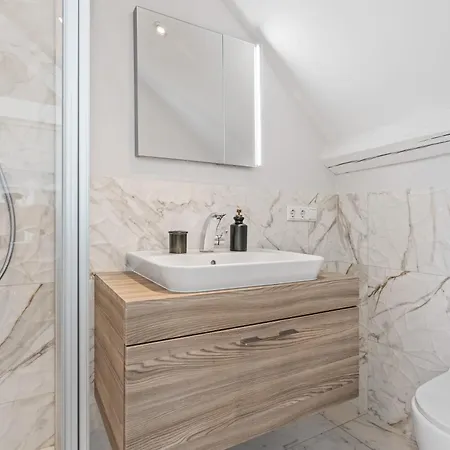 Elegant 3br In Prime Limpertsberg Location Luxembourg