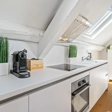 Elegant 3br In Prime Limpertsberg Location Lejlighed *