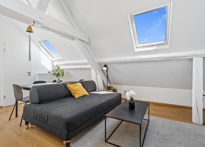 Elegant 3br In Prime Limpertsberg Location