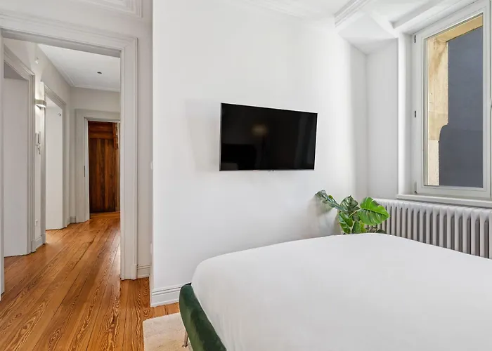 Appartement Elegant 3br In Prime Limpertsberg Location Luxemburg