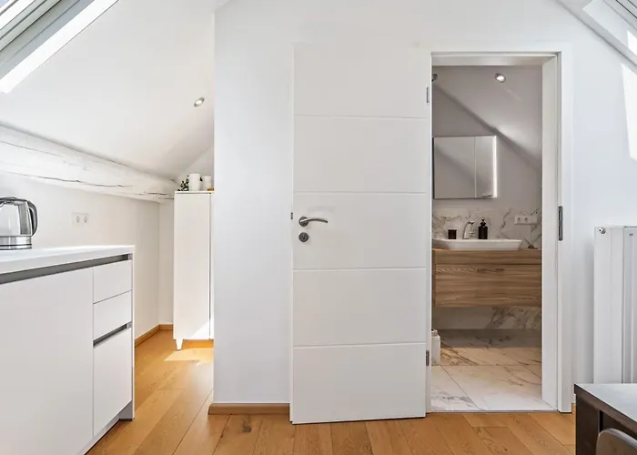 Elegant 3br In Prime Limpertsberg Location *