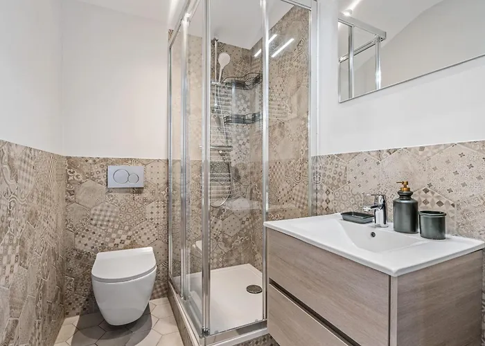 Elegant 3br In Prime Limpertsberg Location 아파트